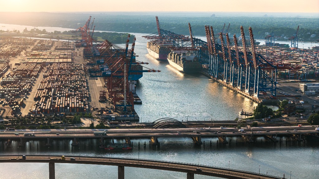 Luftaufnahme vom Hamburger Hafen